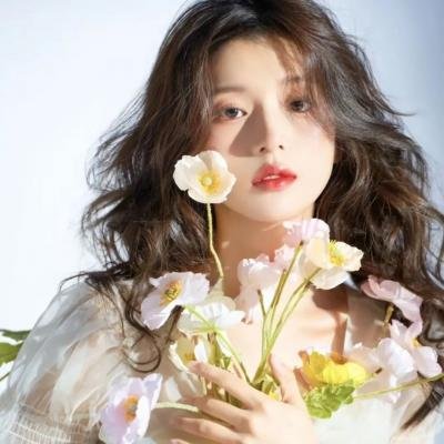 跨越8年的新娘